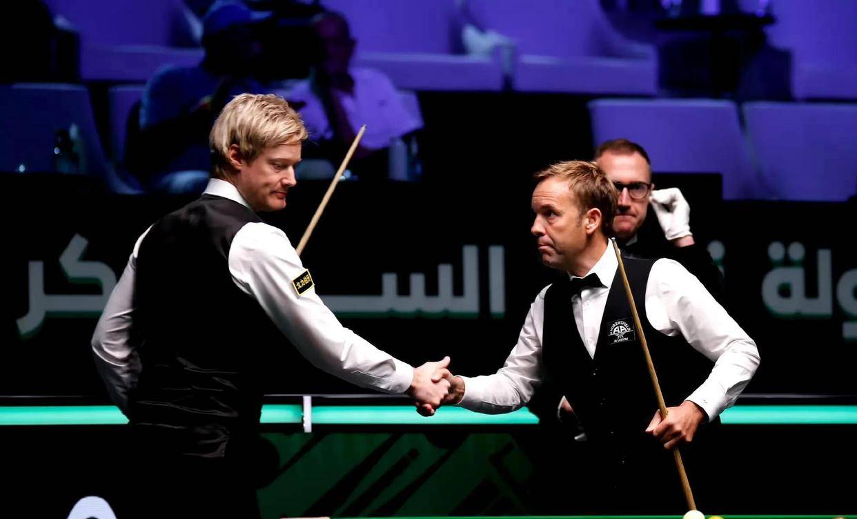 表已尘埃落, 罗伯逊与斯