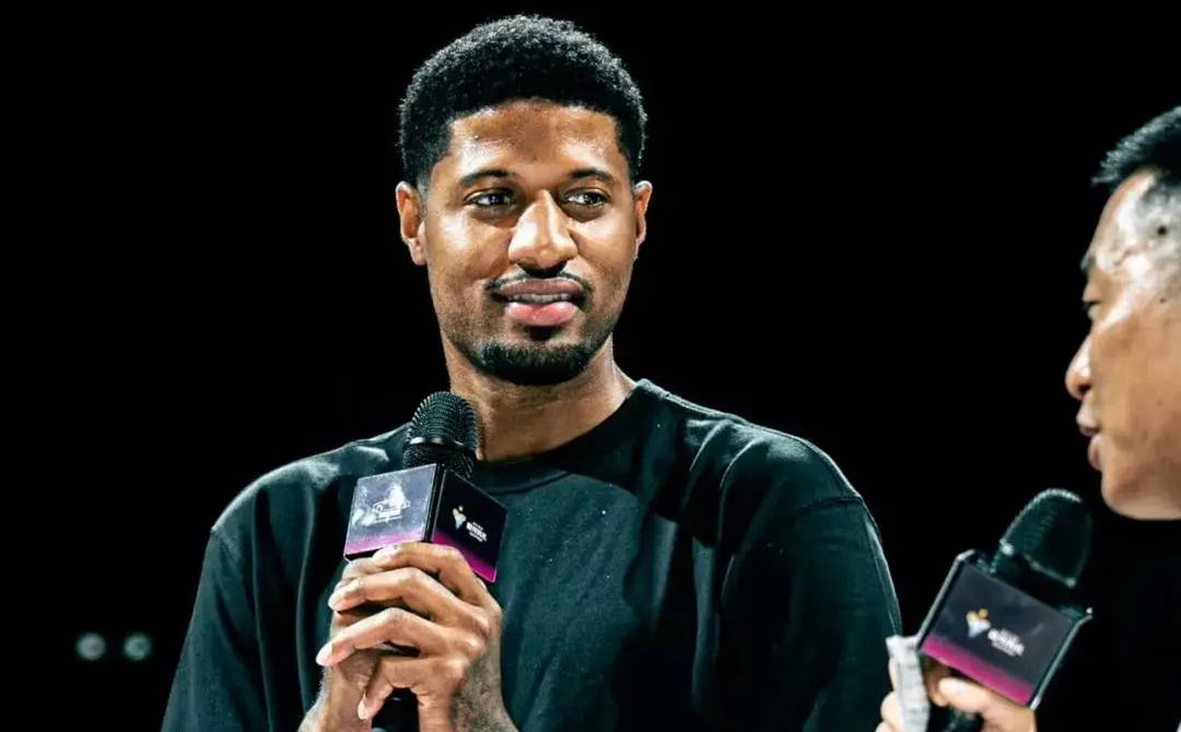 球星范弗利, 军人物范弗