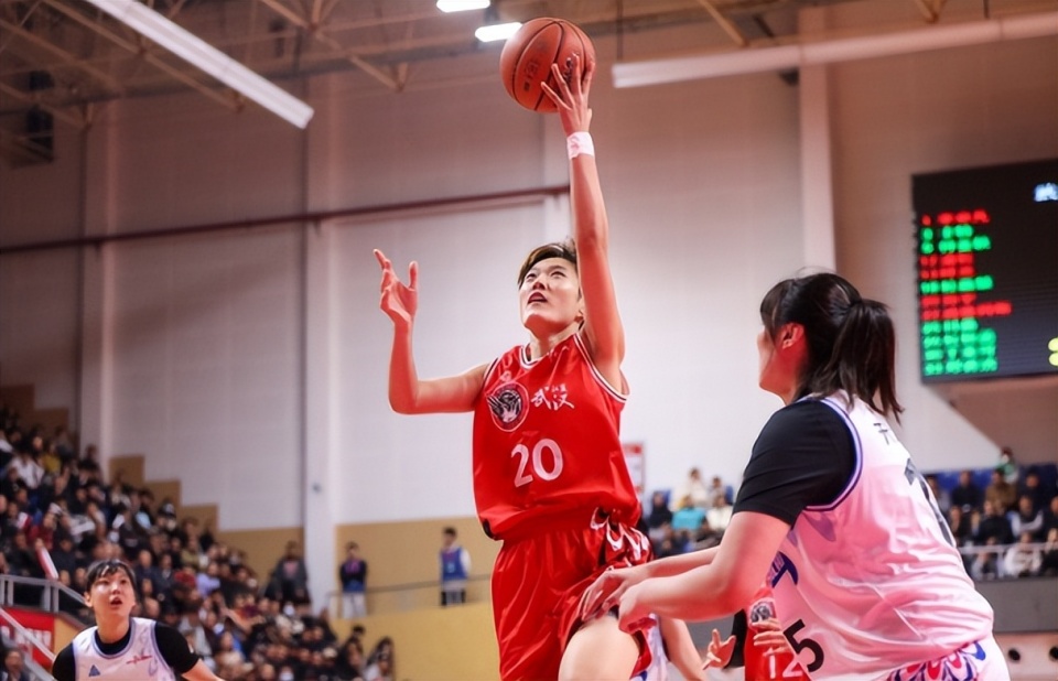 宇曾被征召, 看到李梦的